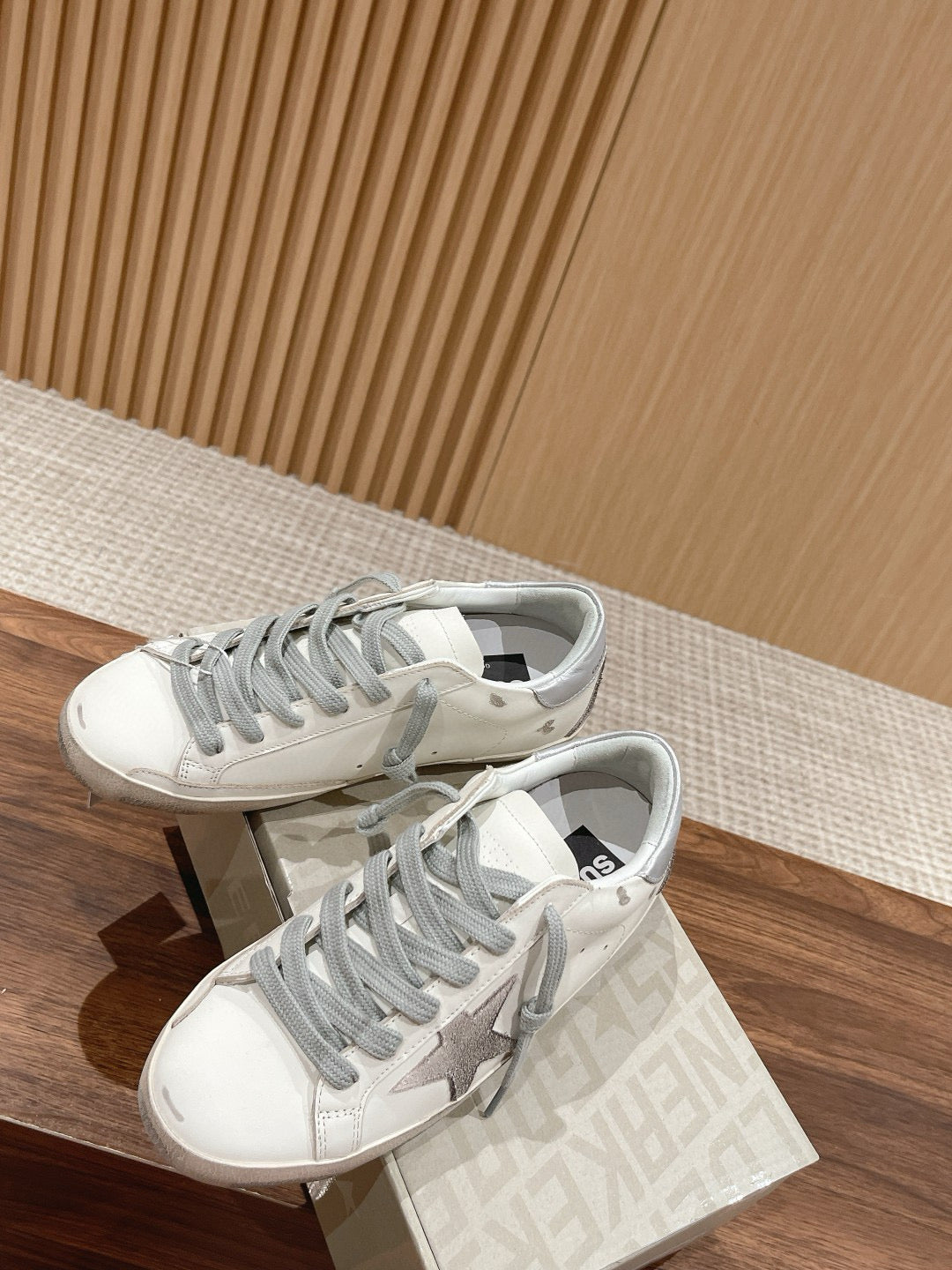 Golden Goose Sneaker