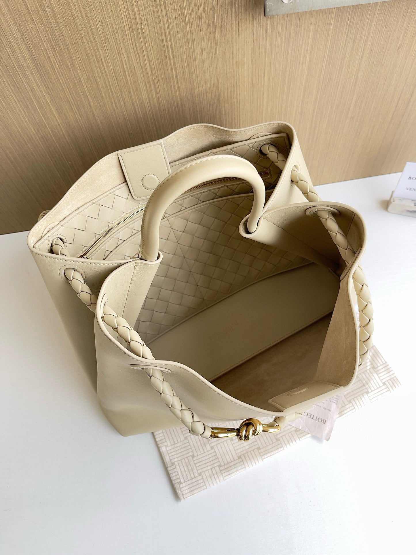 BV Andiamo Bag