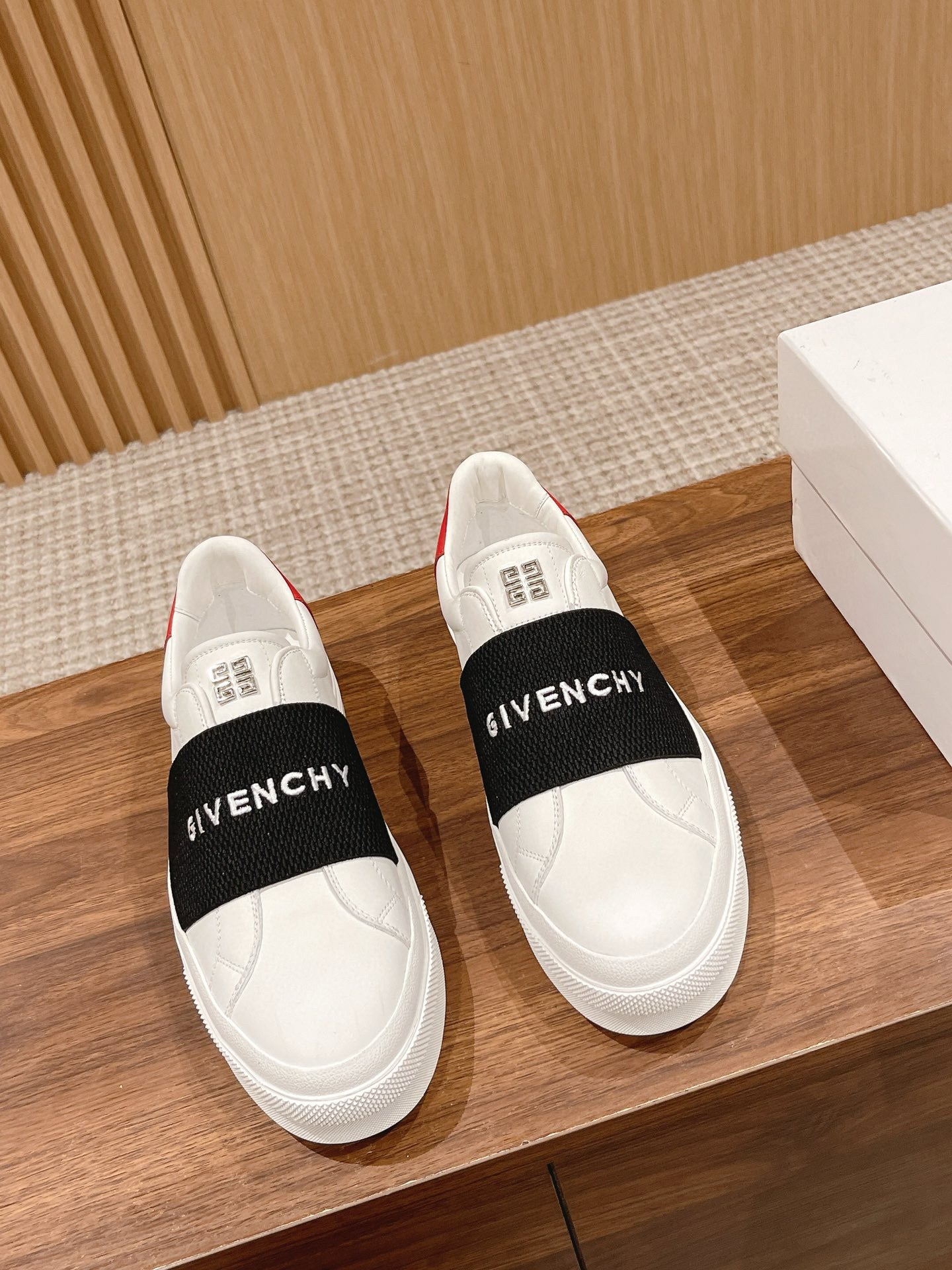 Givenchy Sneakers