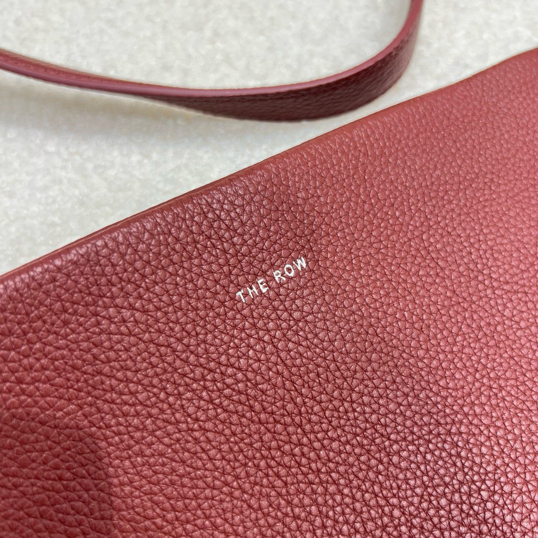 The Row Bucket Bag(44CM*38CM*21CM)