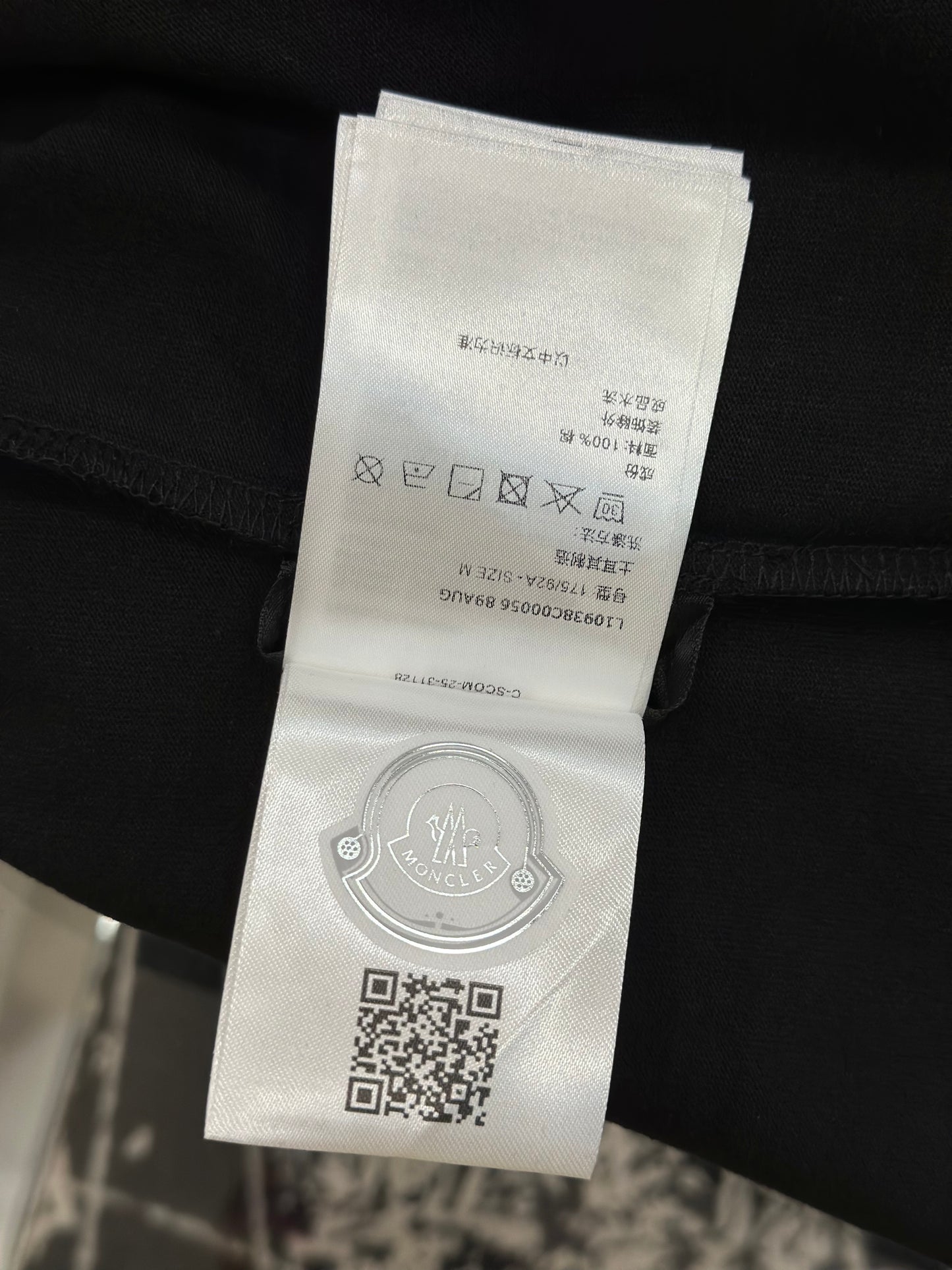 Moncler T-shirt