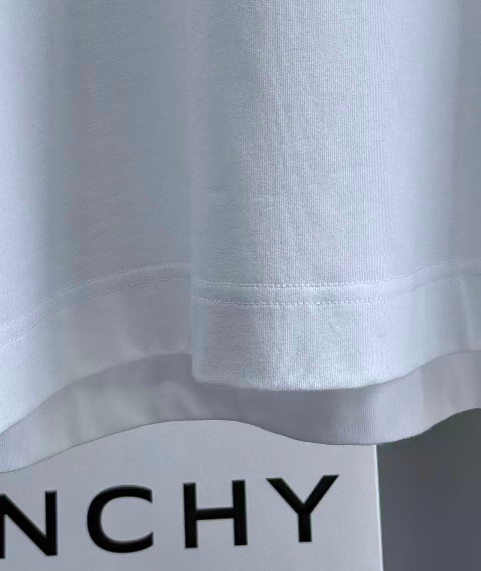 Givenchy T-Shirt