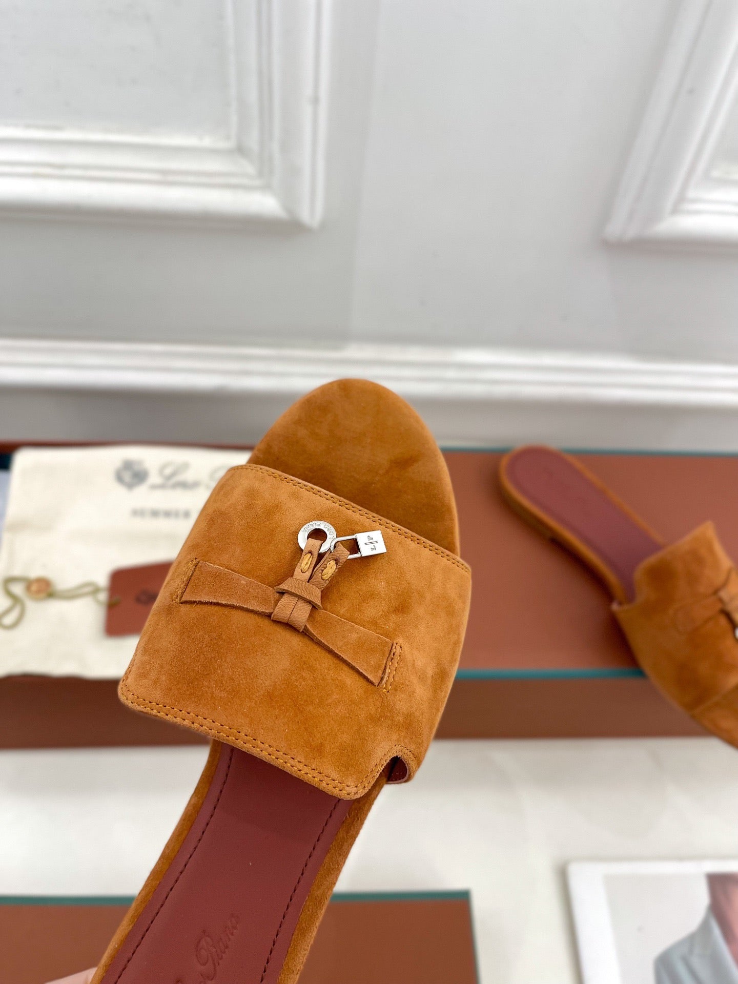 LP Sandals