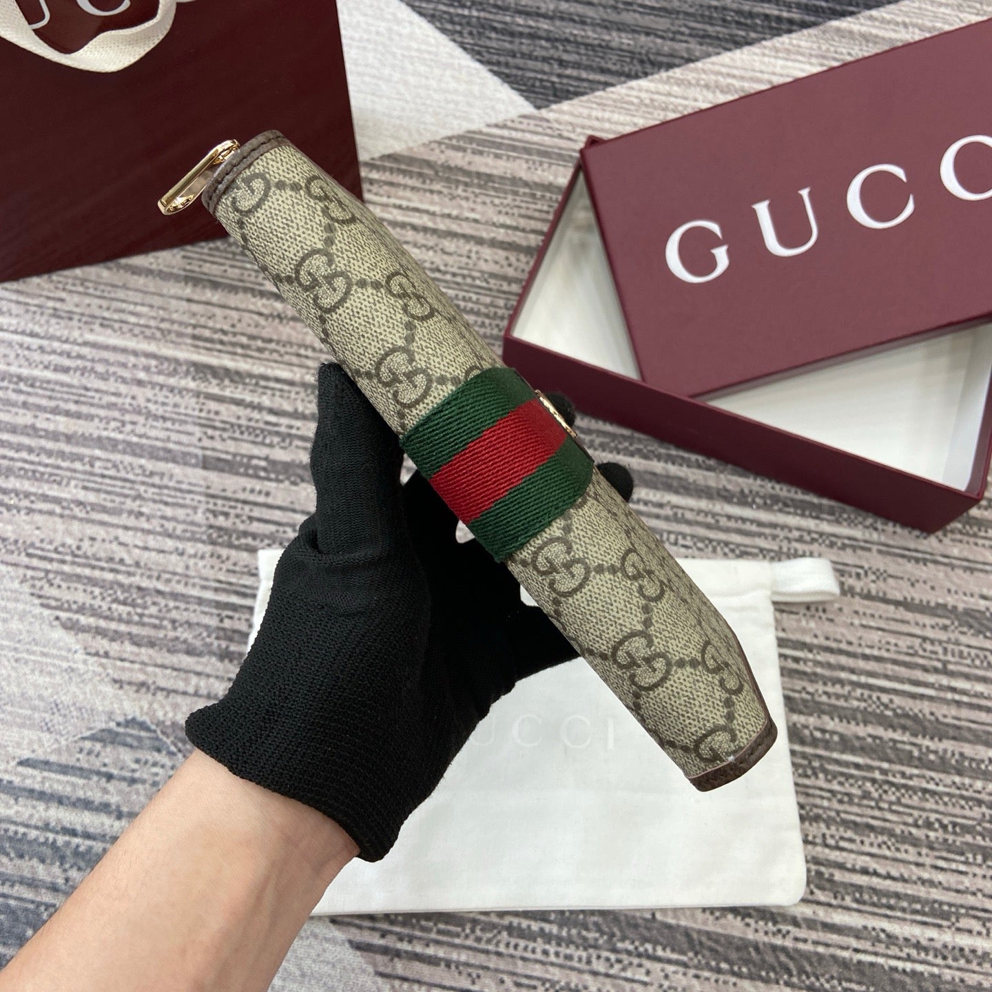 Gucci Long Zipped Wallet