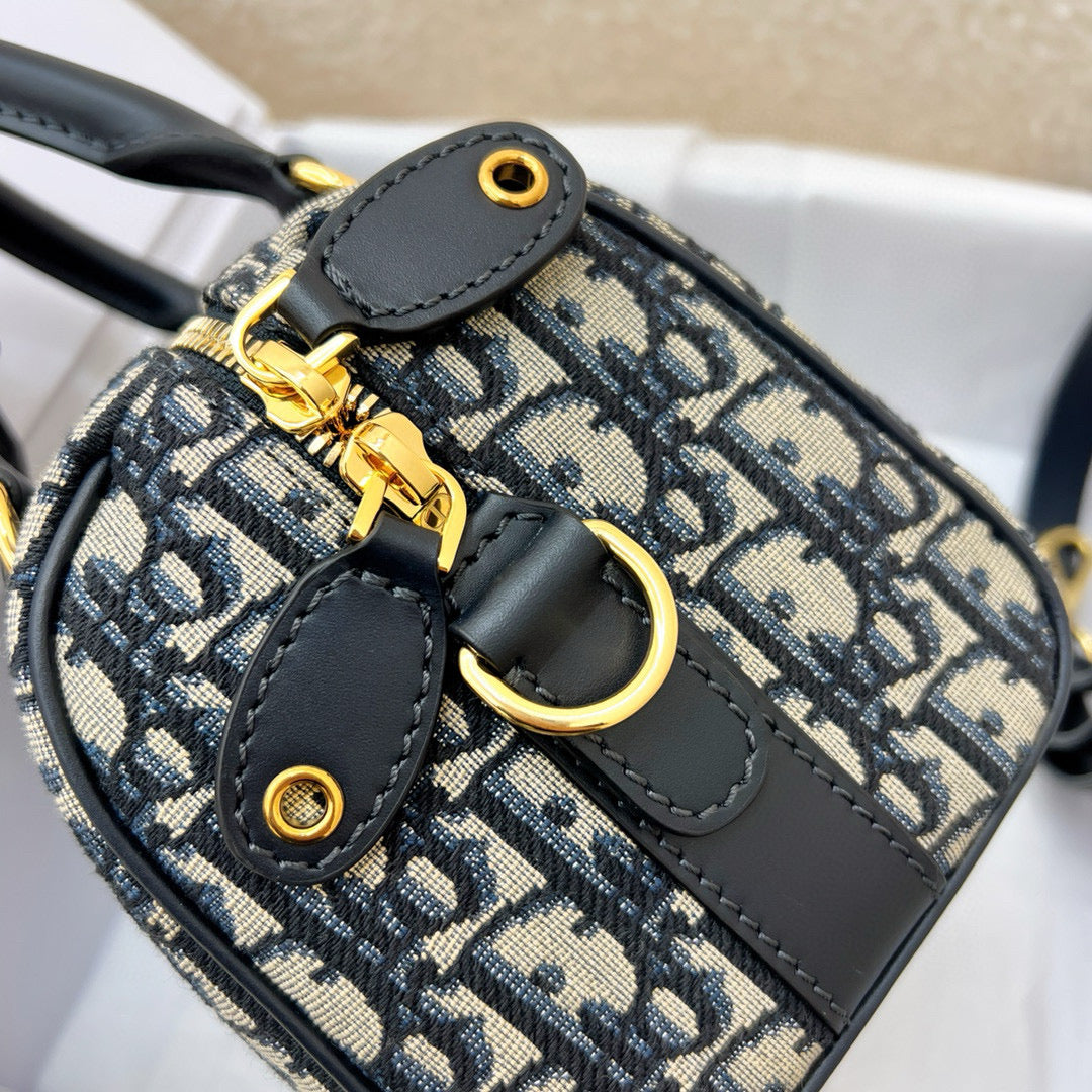 Dior Groove Bag