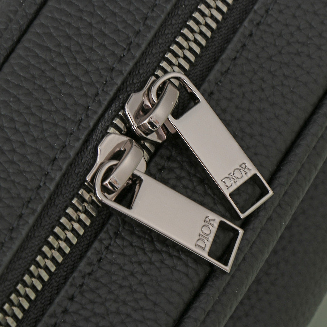 Dior Rider 2.0 Zipped Messenger Bag