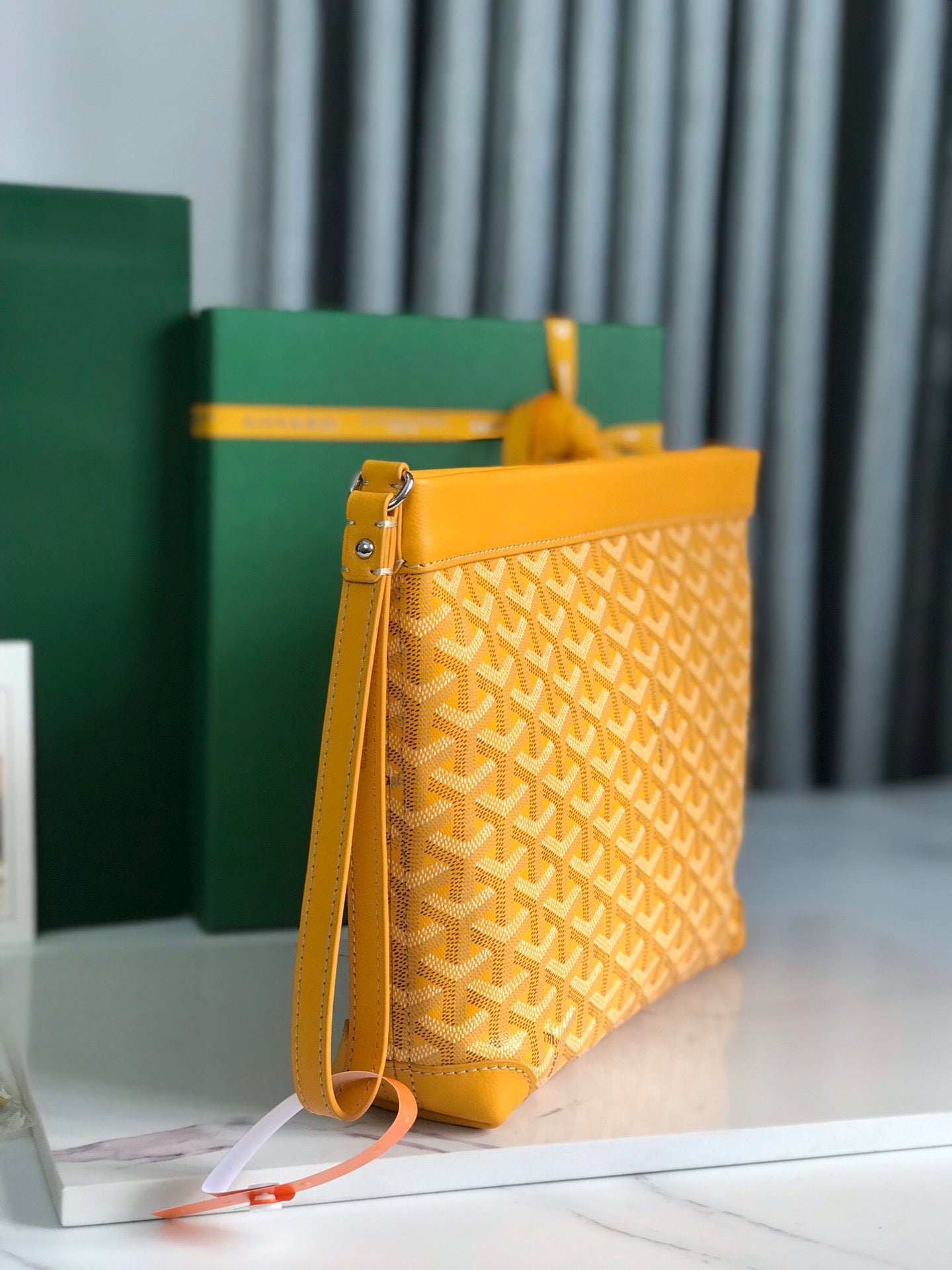 Goyard Conti
