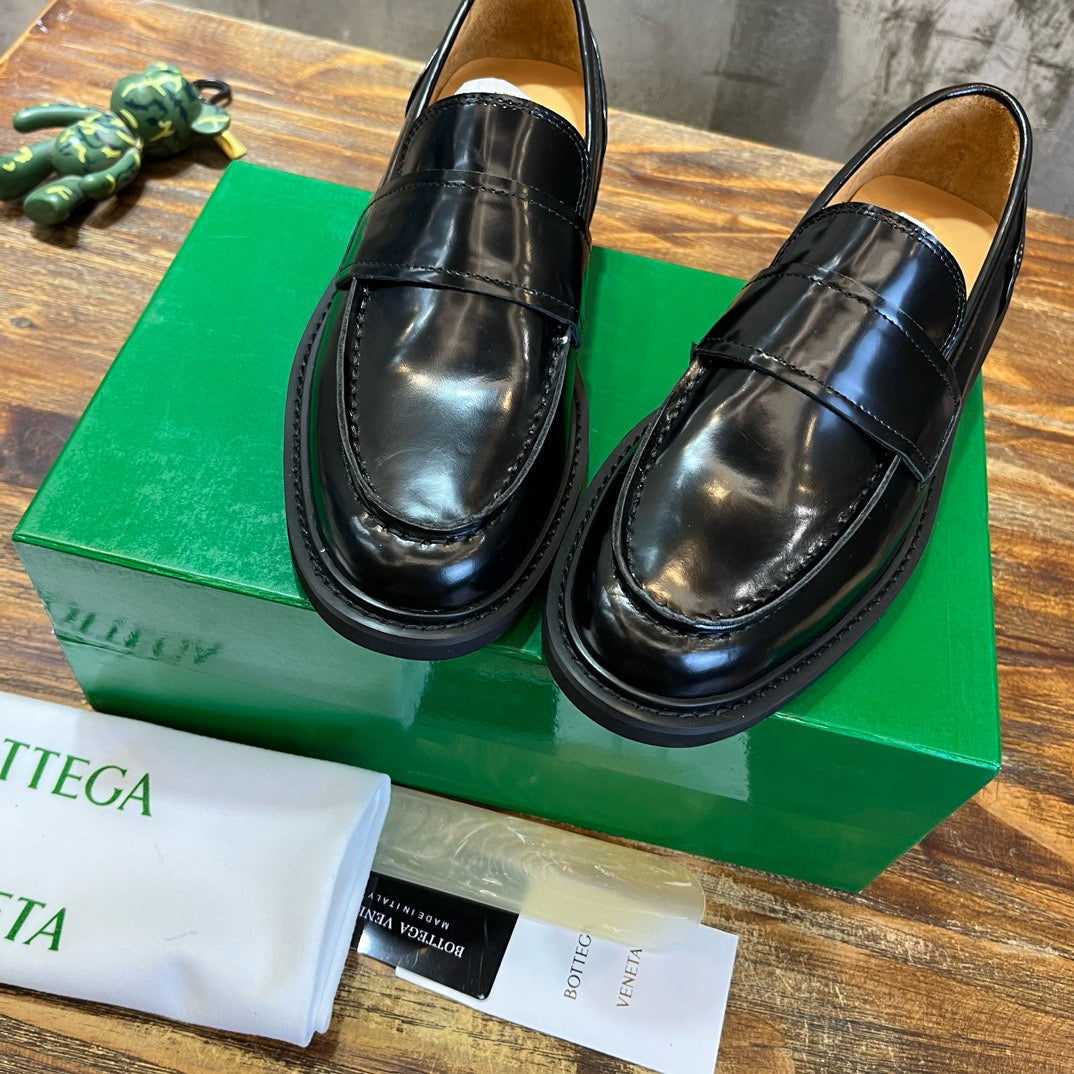 BV Loafer