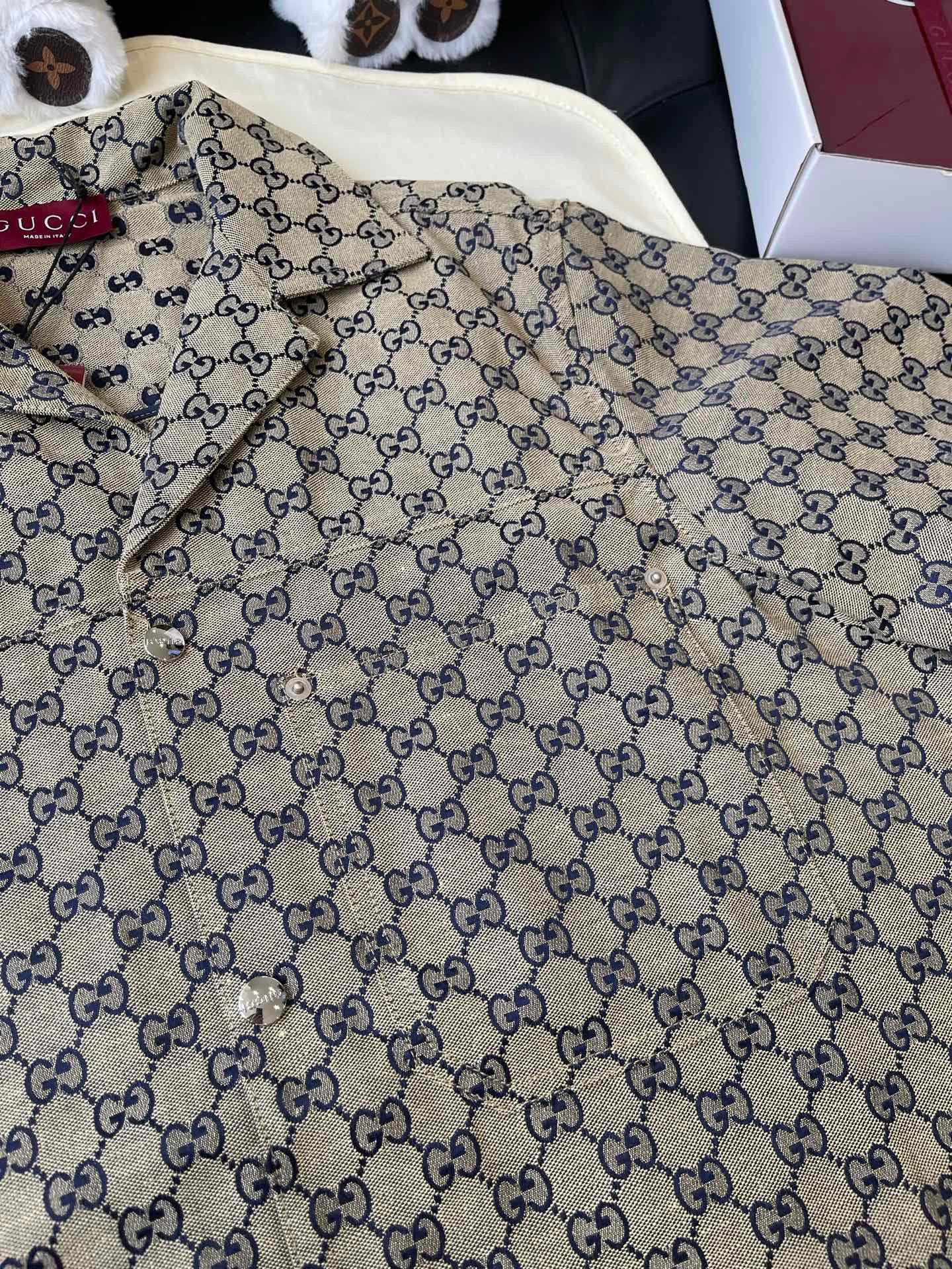Gucci Shirt