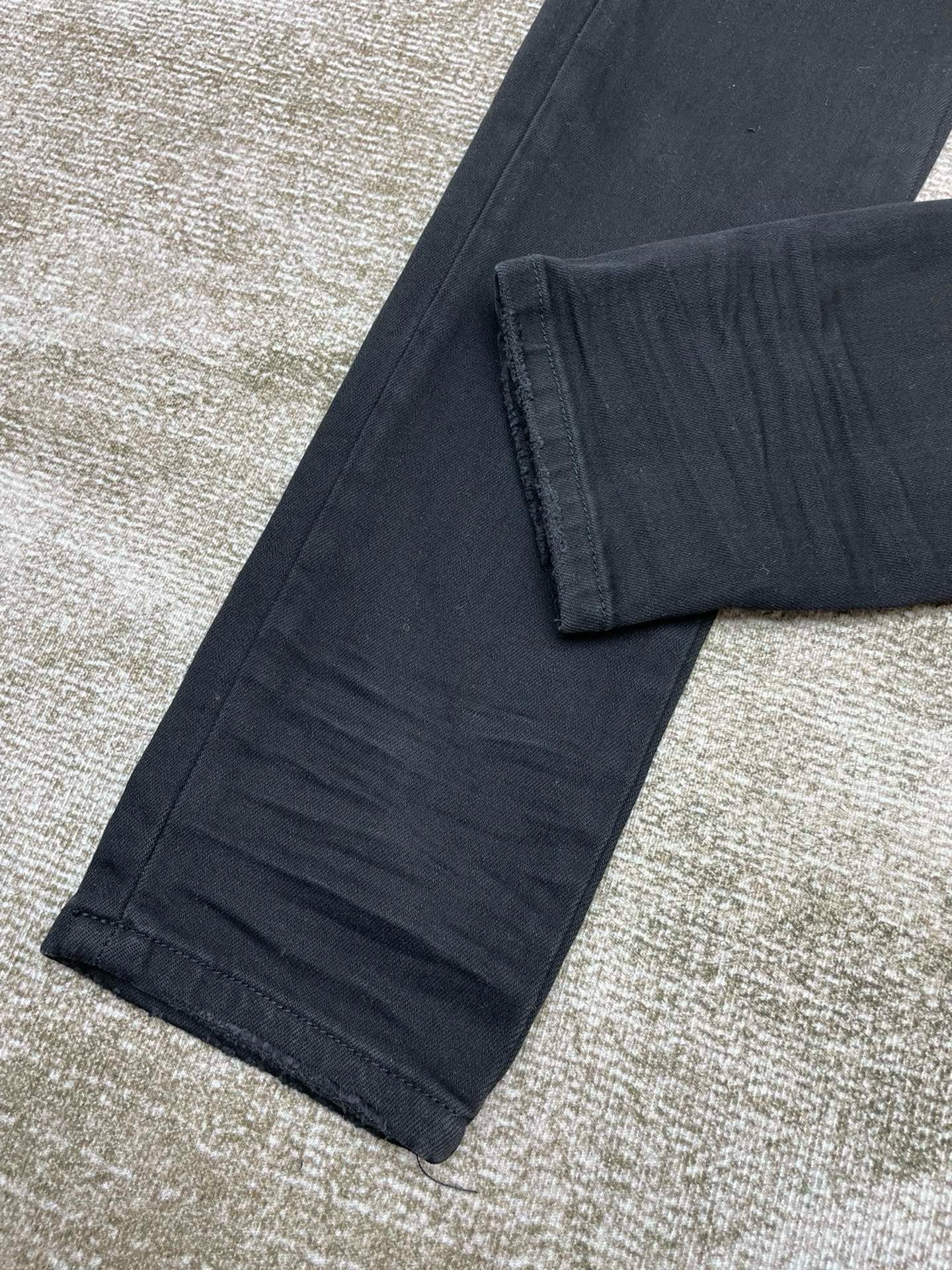 Amiri Jeans