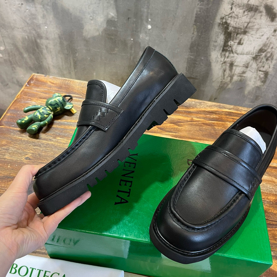 BV Loafer