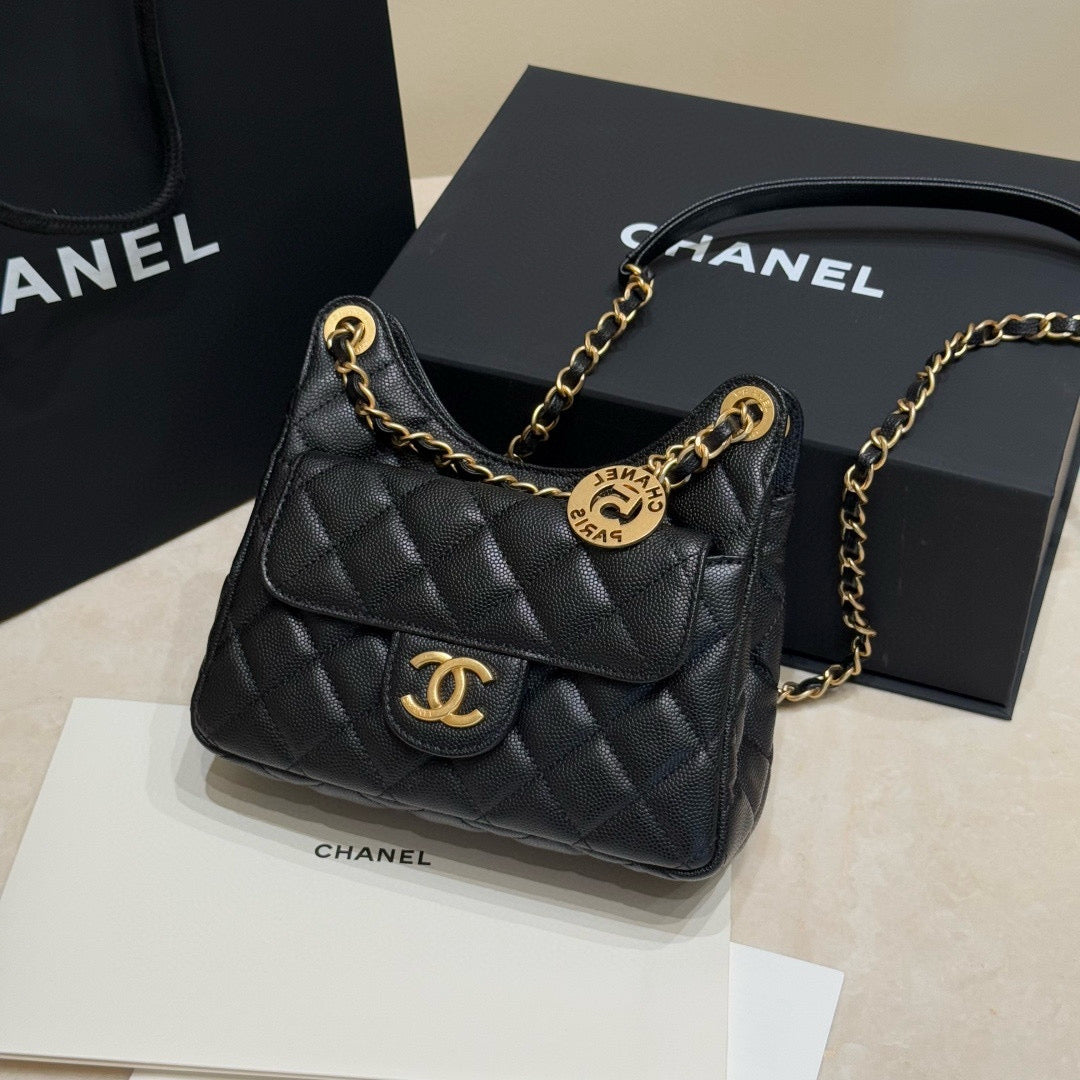 Chanel 24C Hobo (19x17x6cm)