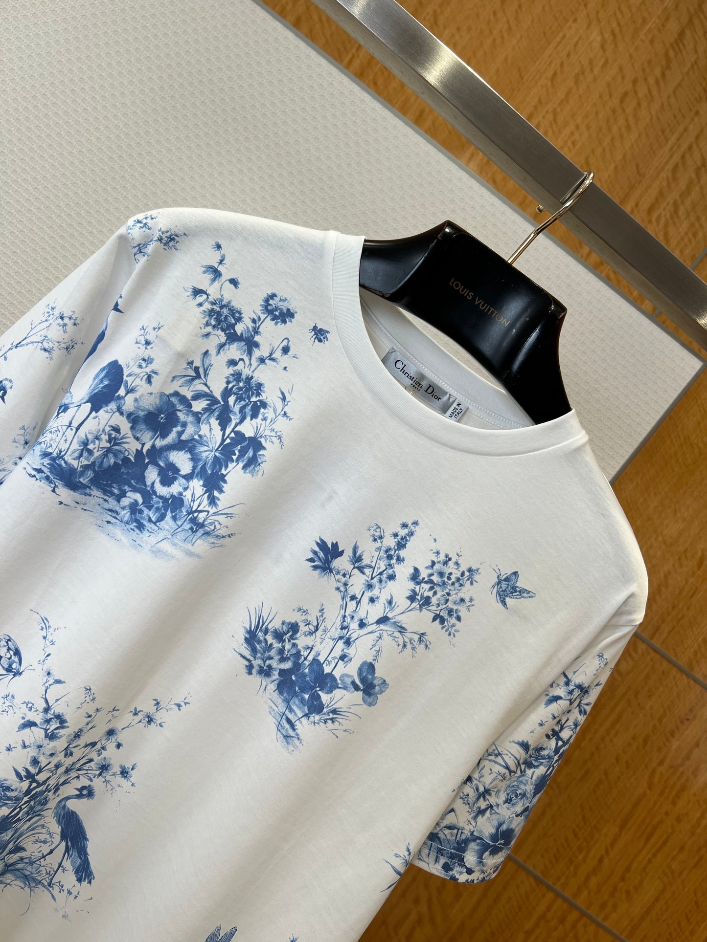 Dior T-shirt
