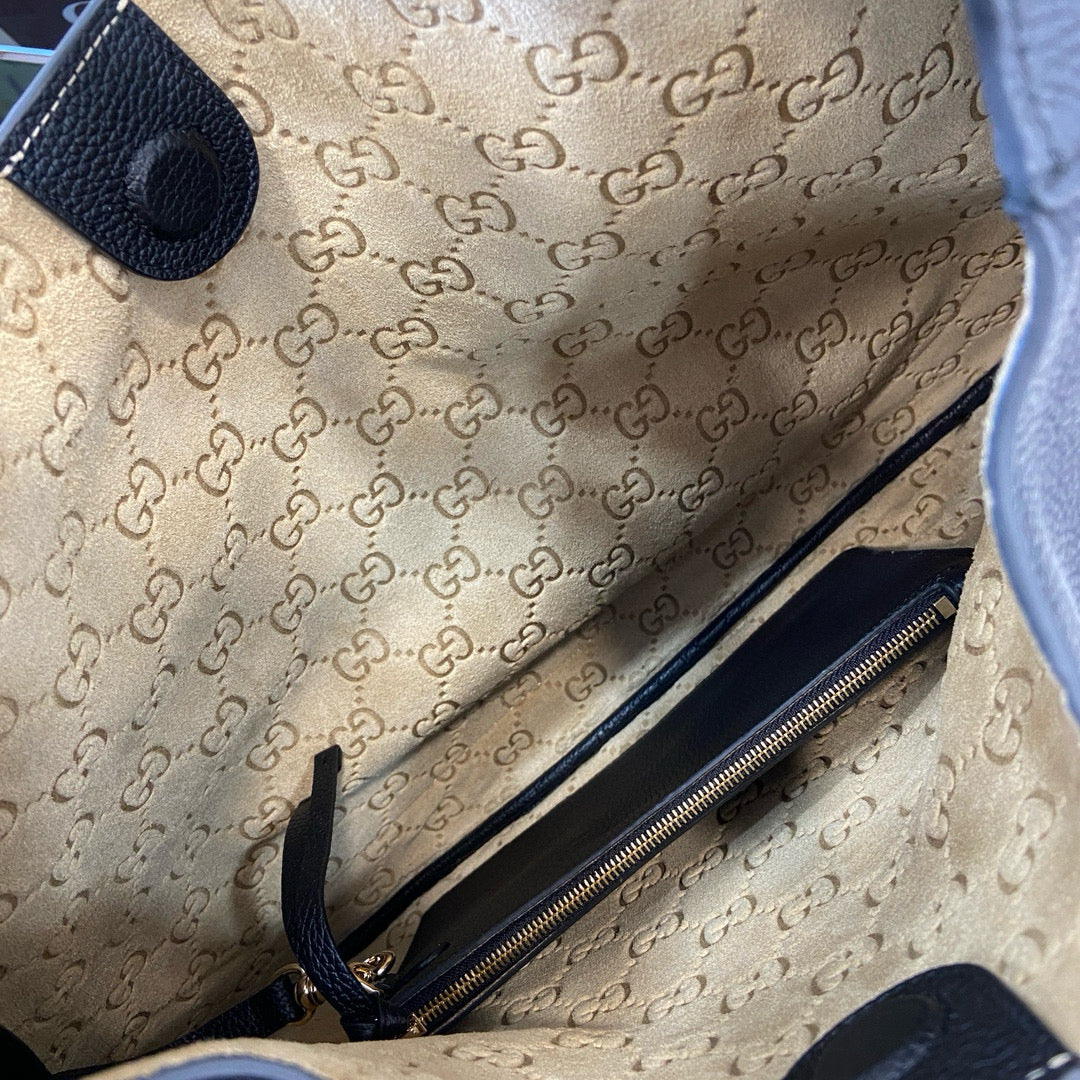 GC Shoulder Bag