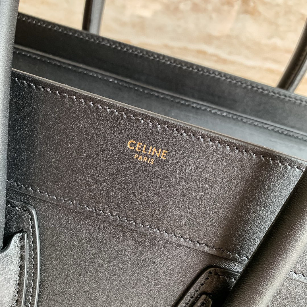 Celine Duffel