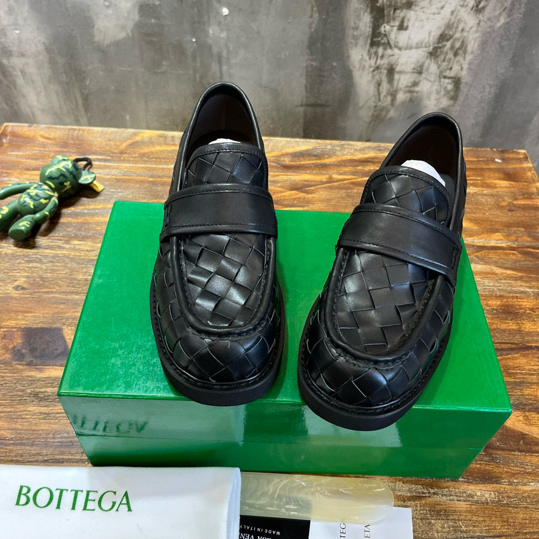 BV Loafer
