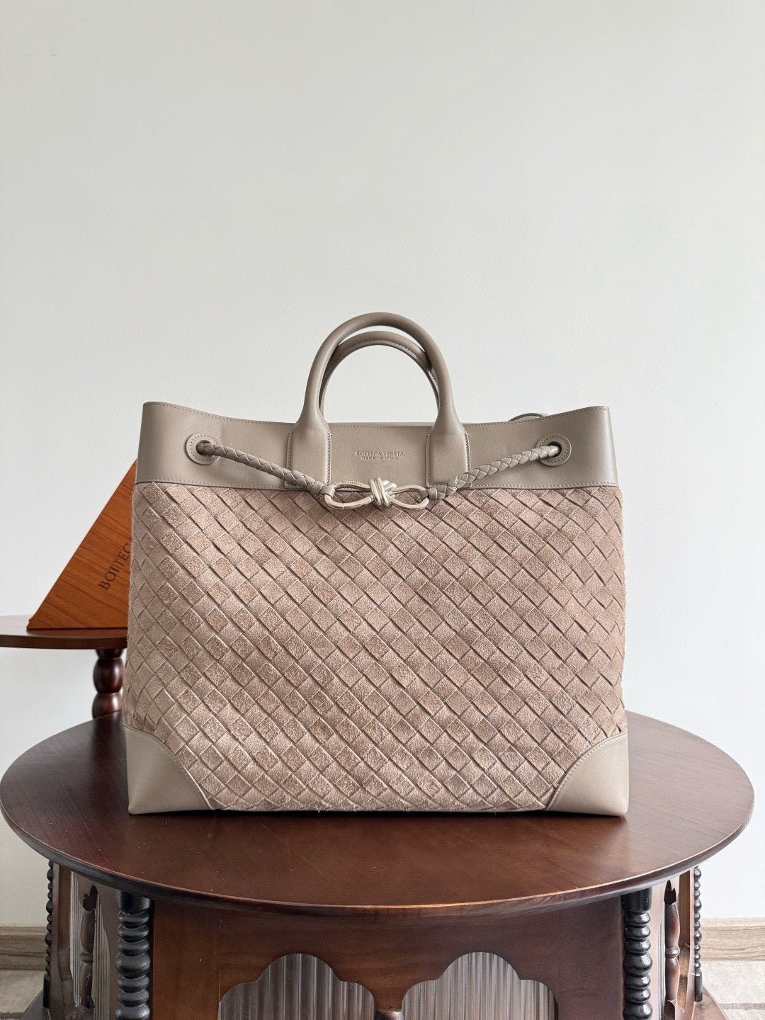 BV Andiamo Voyager Suede Tote Bag 43x39x20cm