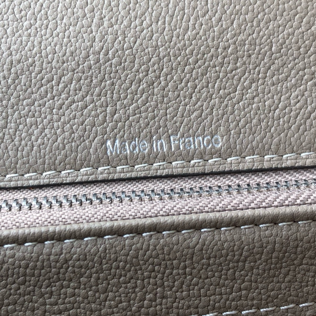Delvaux Brillant MM Surpique Handbag