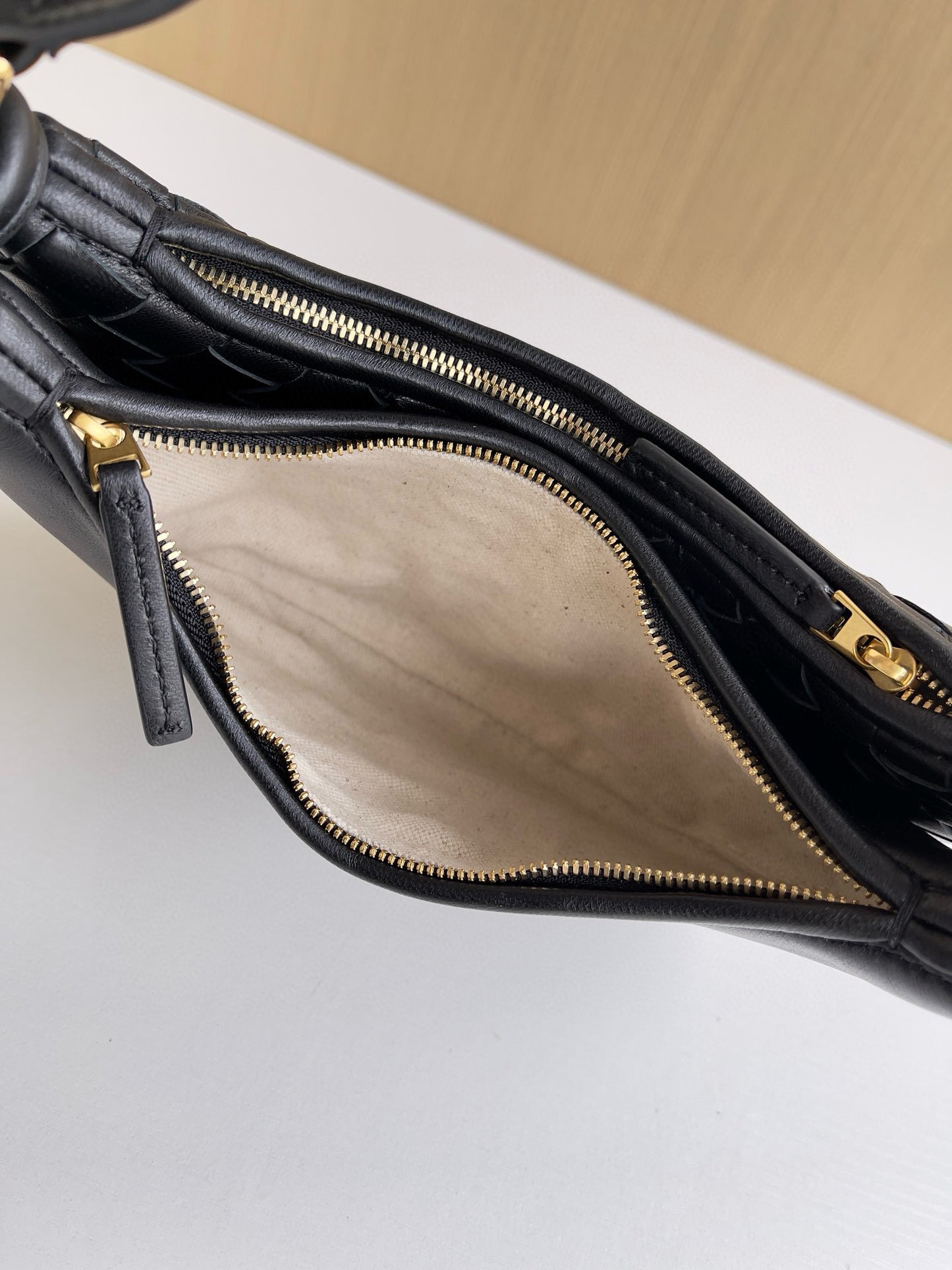 BV Gemelli Messenger Bag