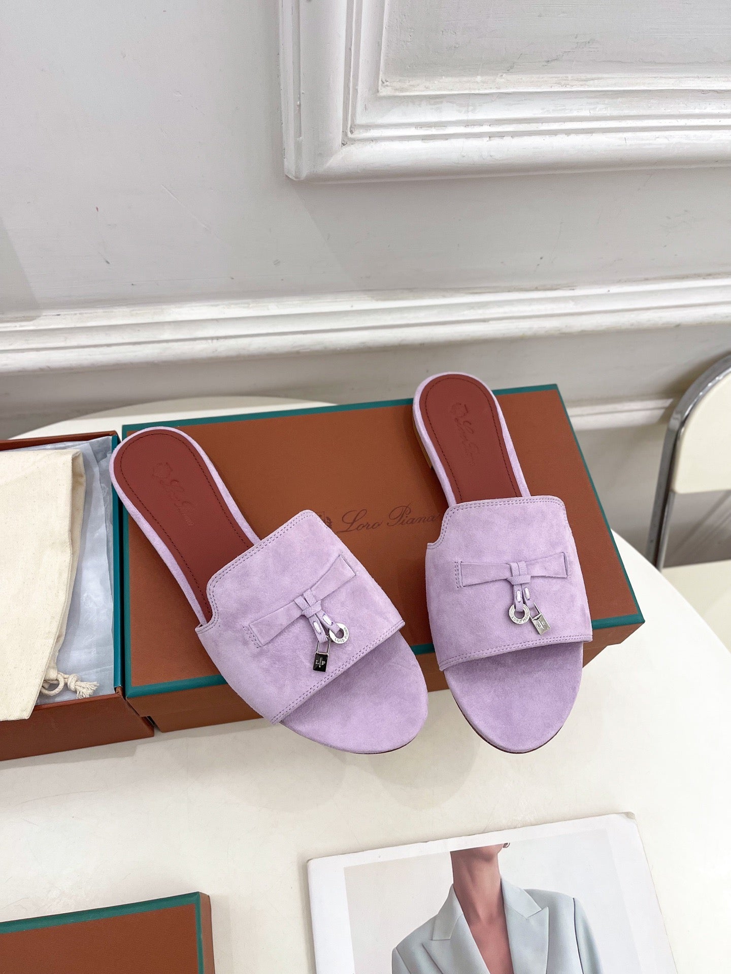 LP Sandals