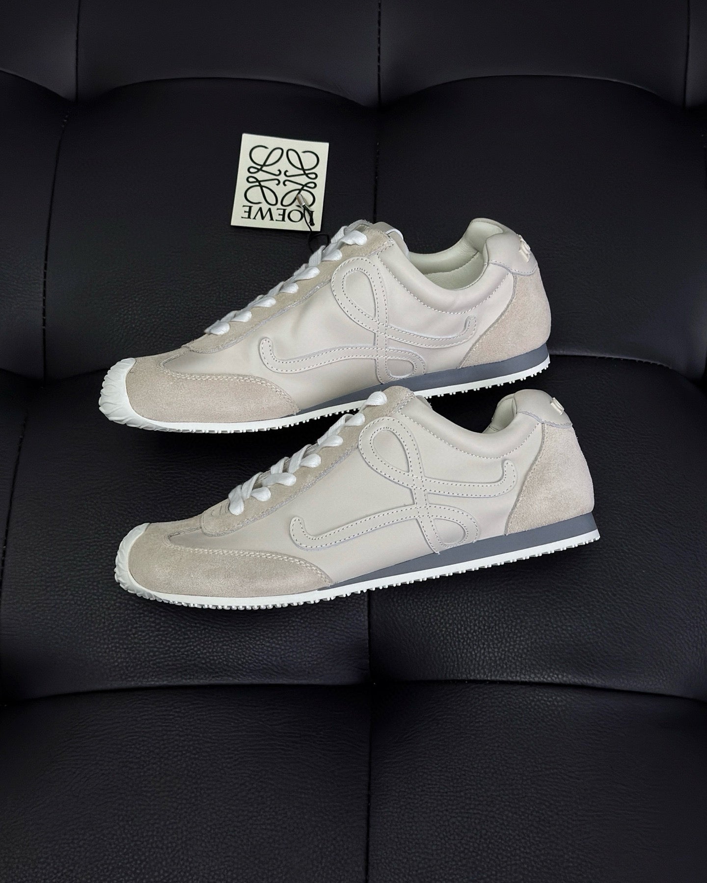 Loewe Sneakers