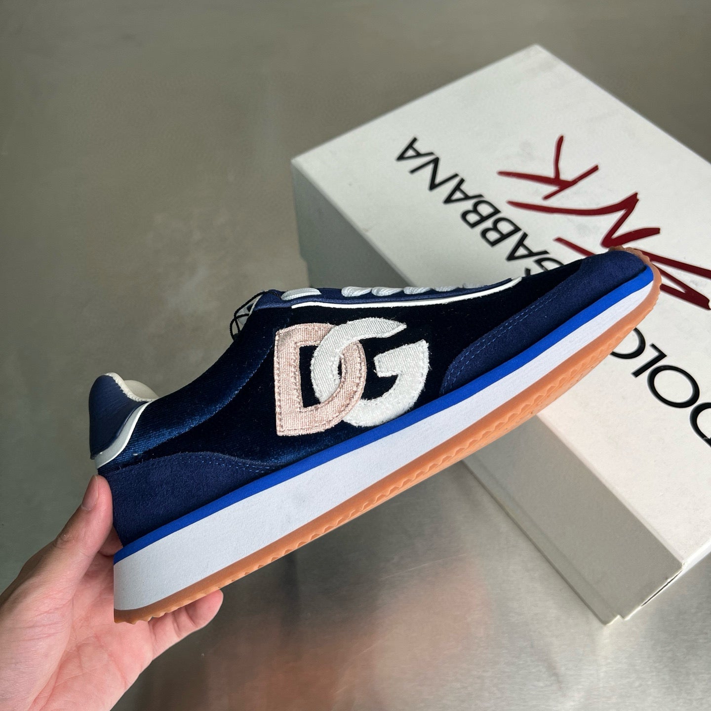 DG Sneakers