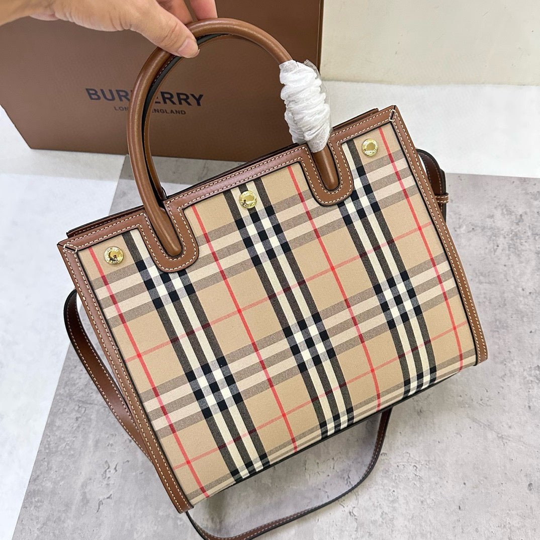 Burberry Vintage Two Handle Title Bag(32CM*15CM*25CM)