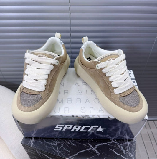 Golden Goose Sneaker