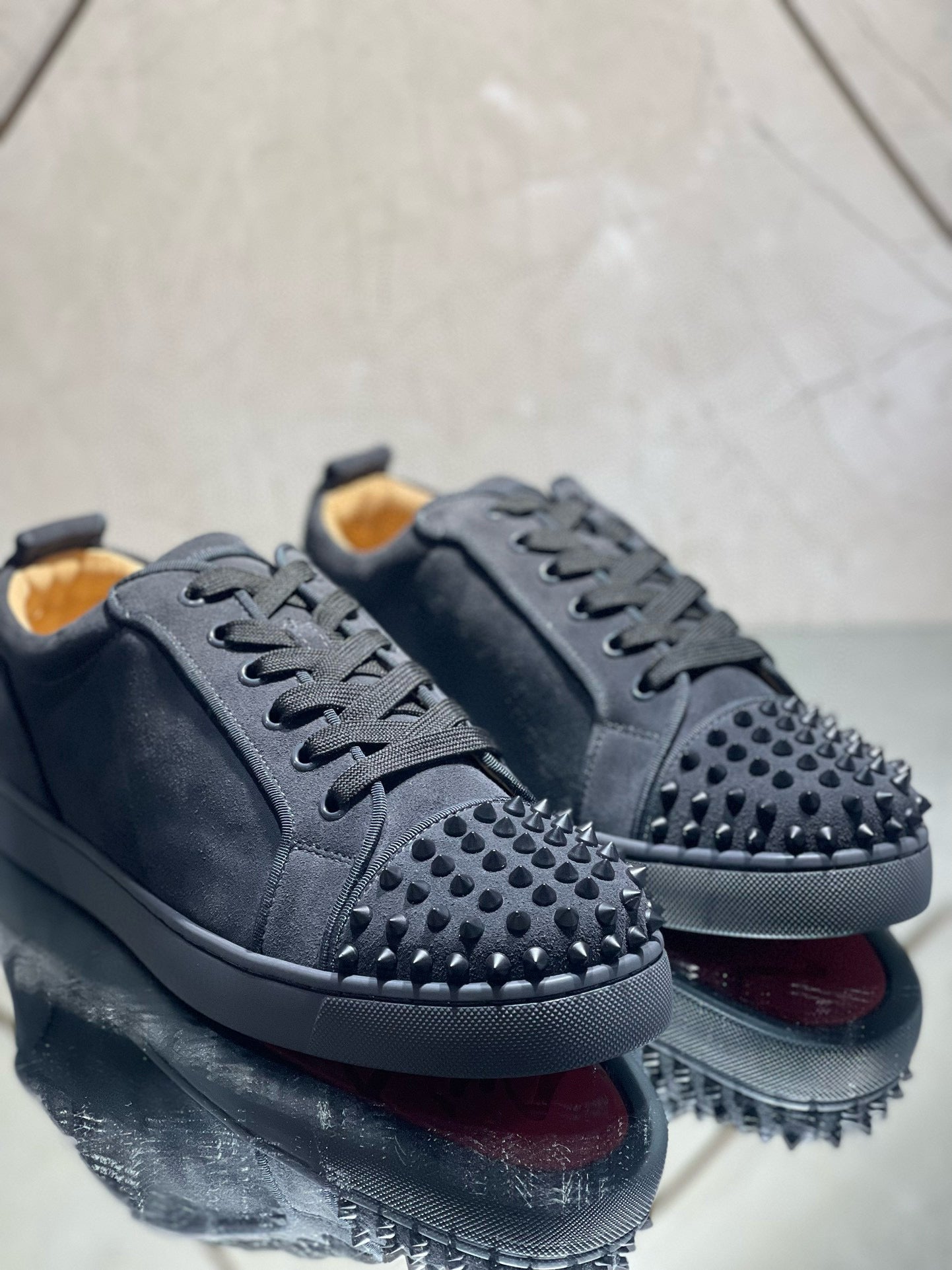 Christian Louboutin Sneaker