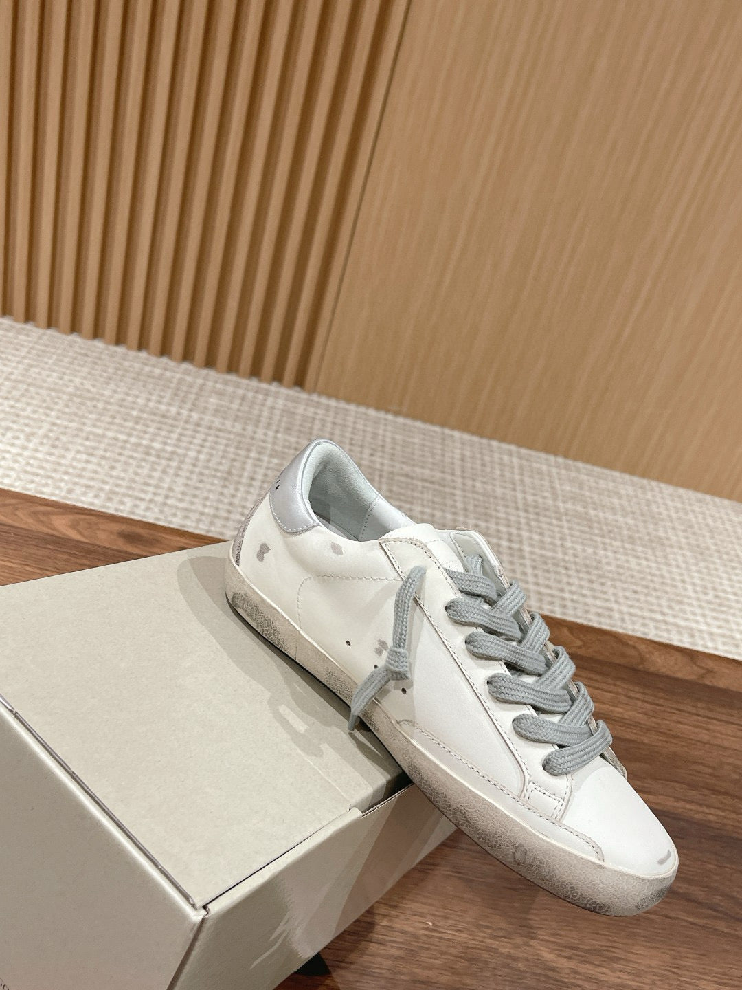 Golden Goose Sneaker