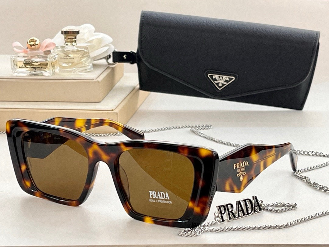 gafas de sol prada