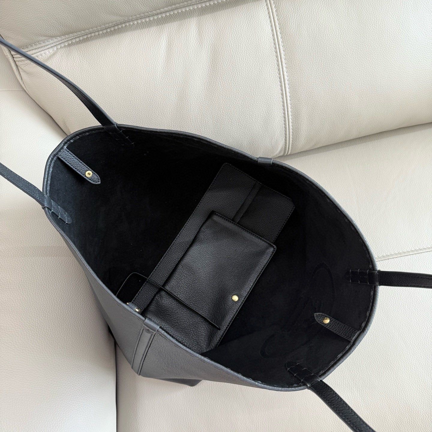 Burberry Highlands Bag