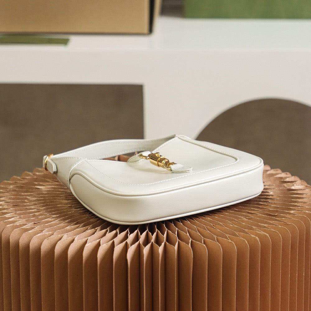 GC Jackie Mini 1961 19*13*3cm