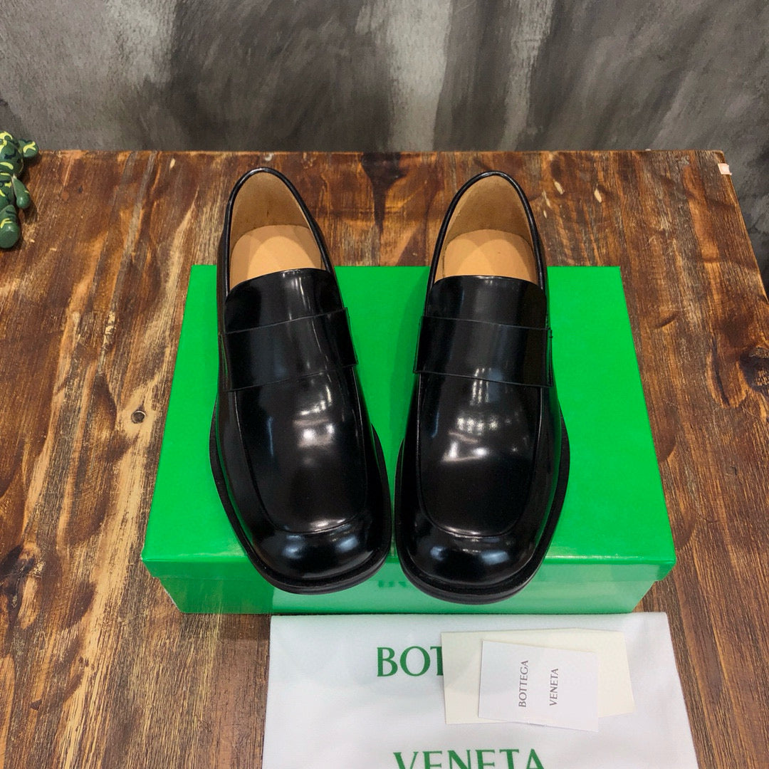 BV Loafer