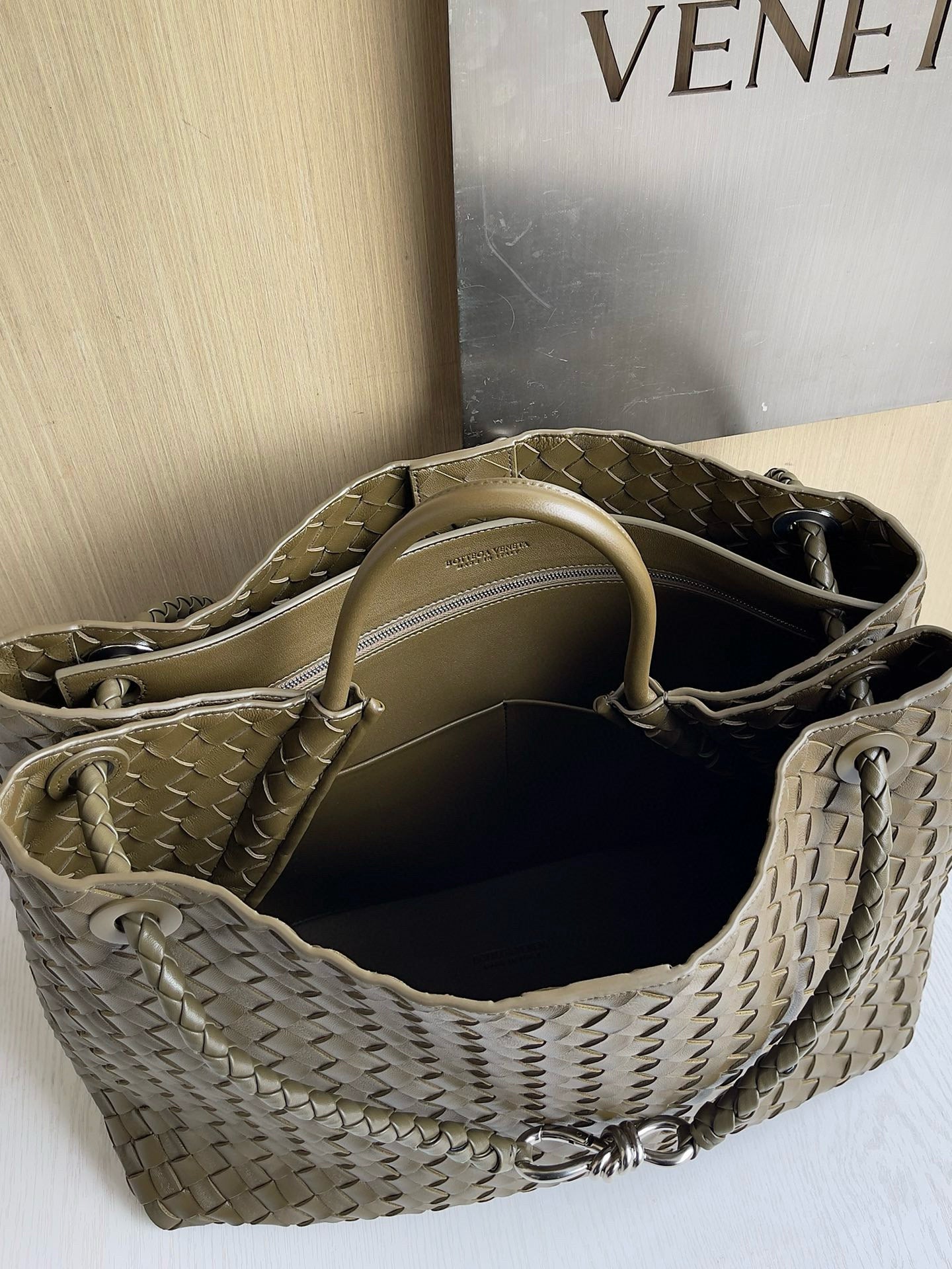 Bottega Veneta Shoulder Bag