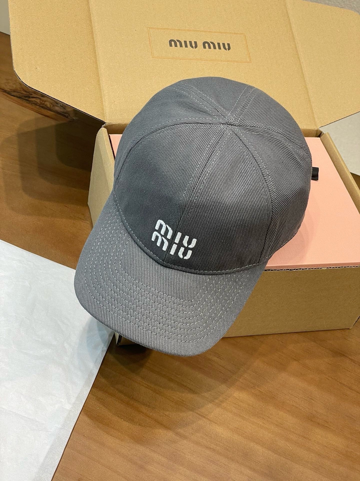 Miu Miu Caps