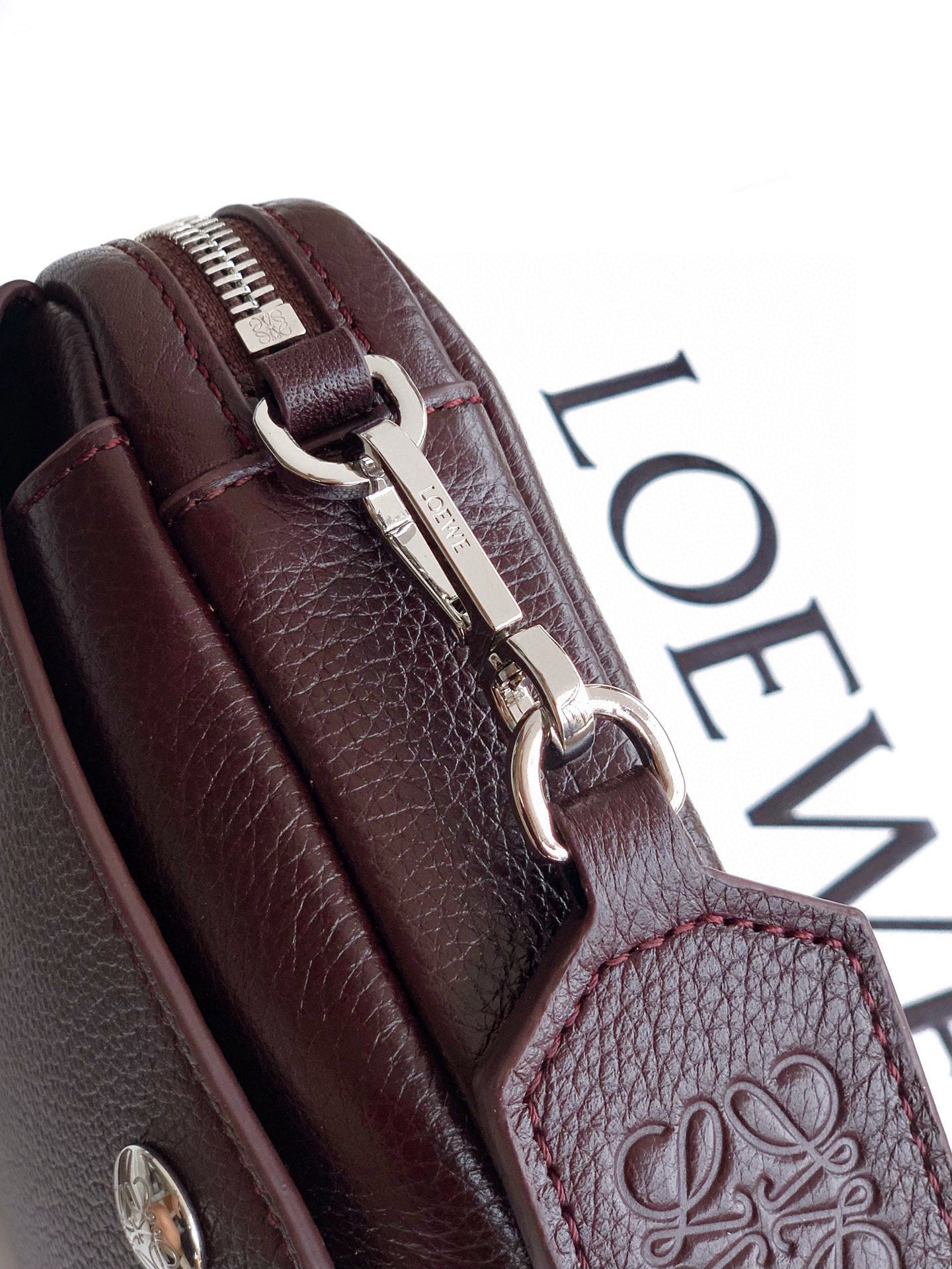 Loewe Messenger Bag 20x12.5x6CM