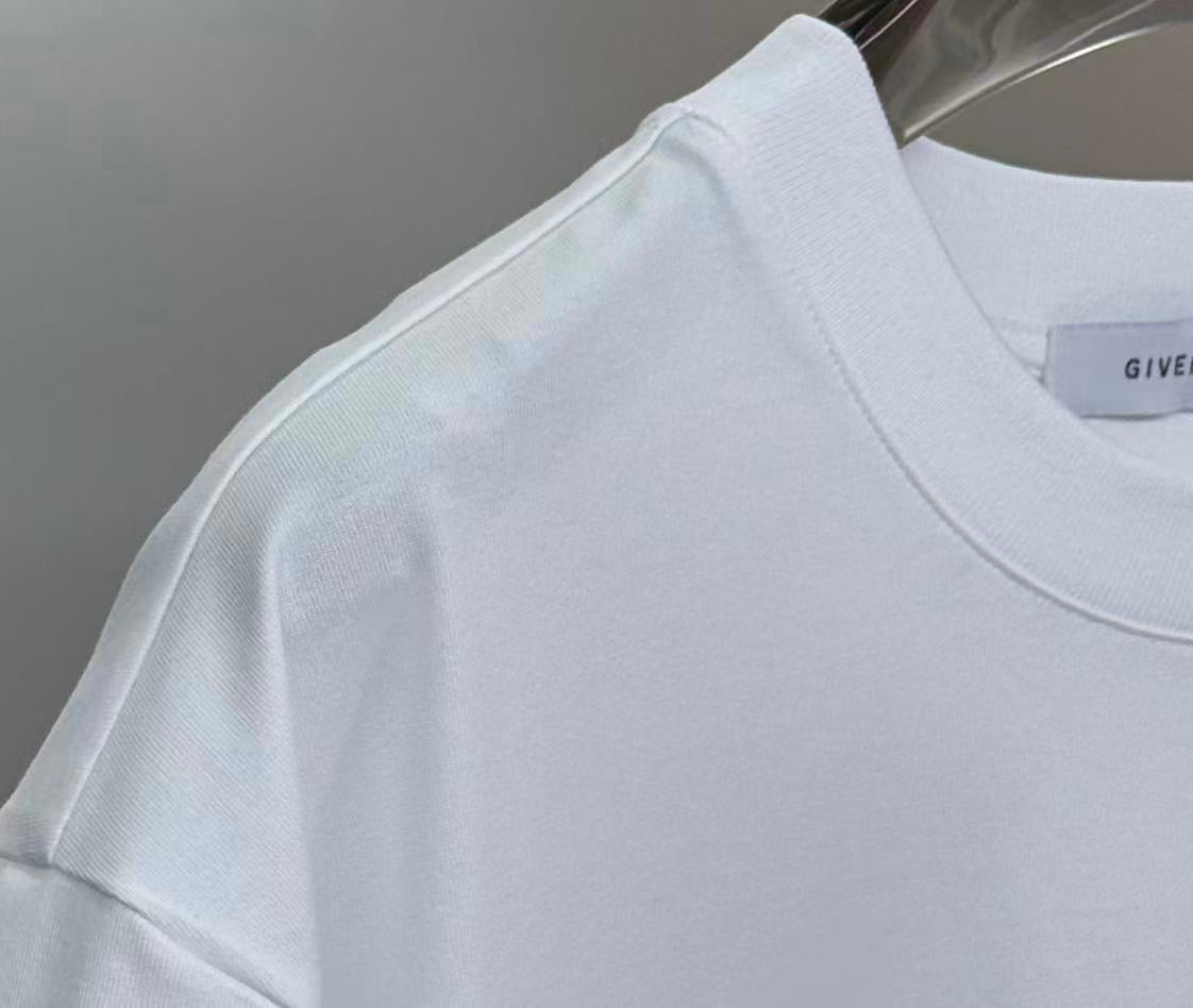 Givenchy T-Shirt