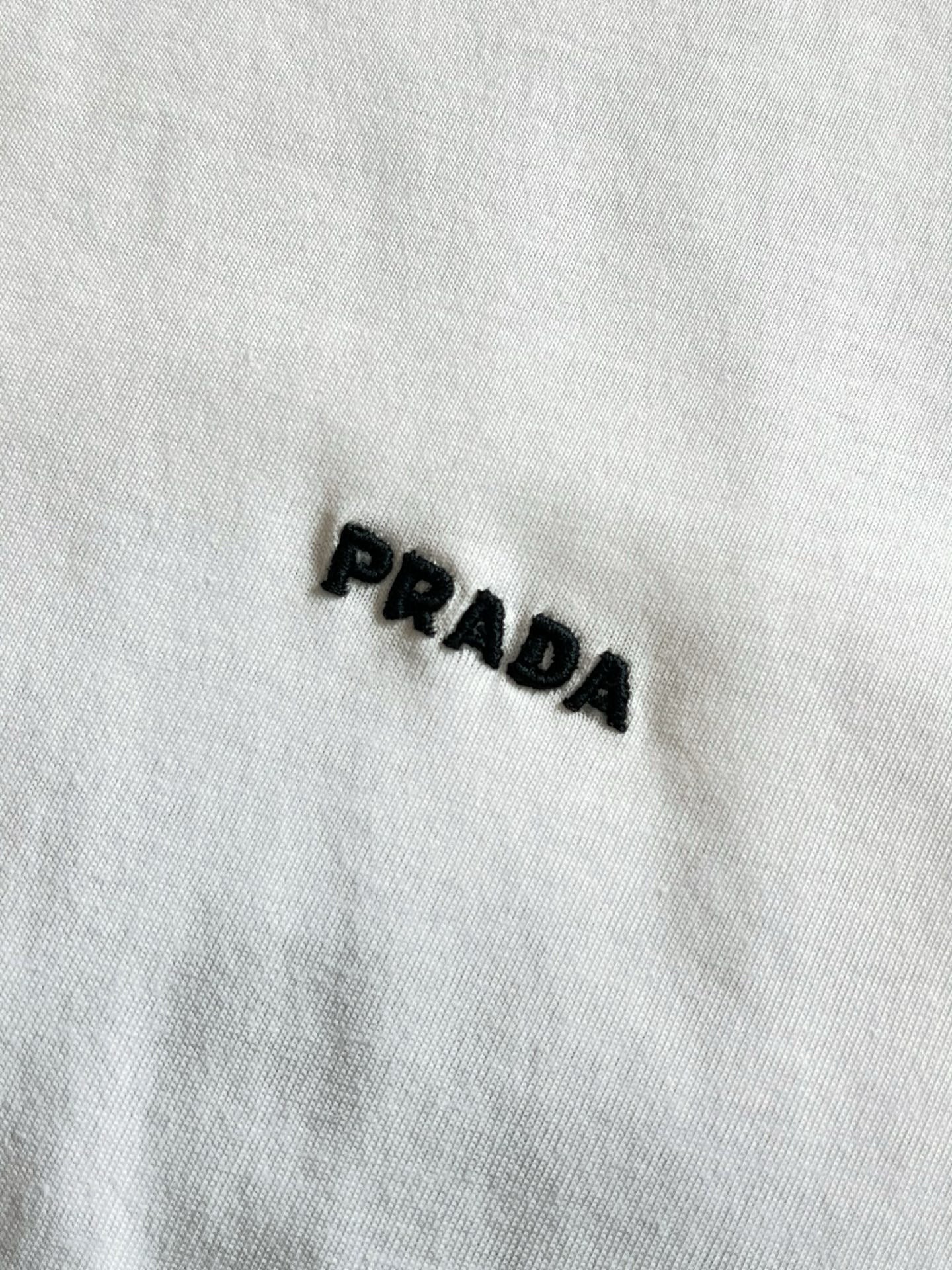 Prada T-Shirt