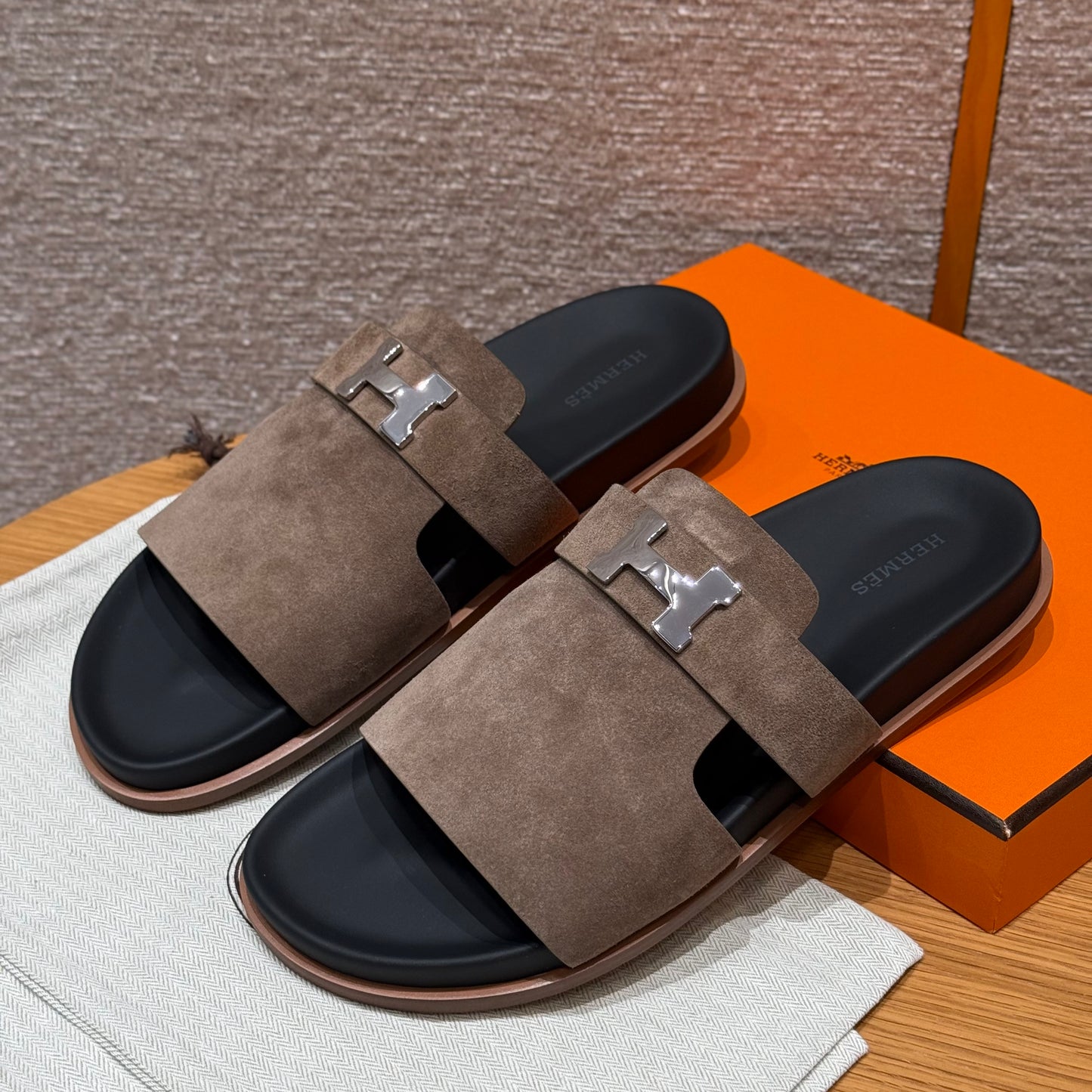 Hermes Jaures Sandals