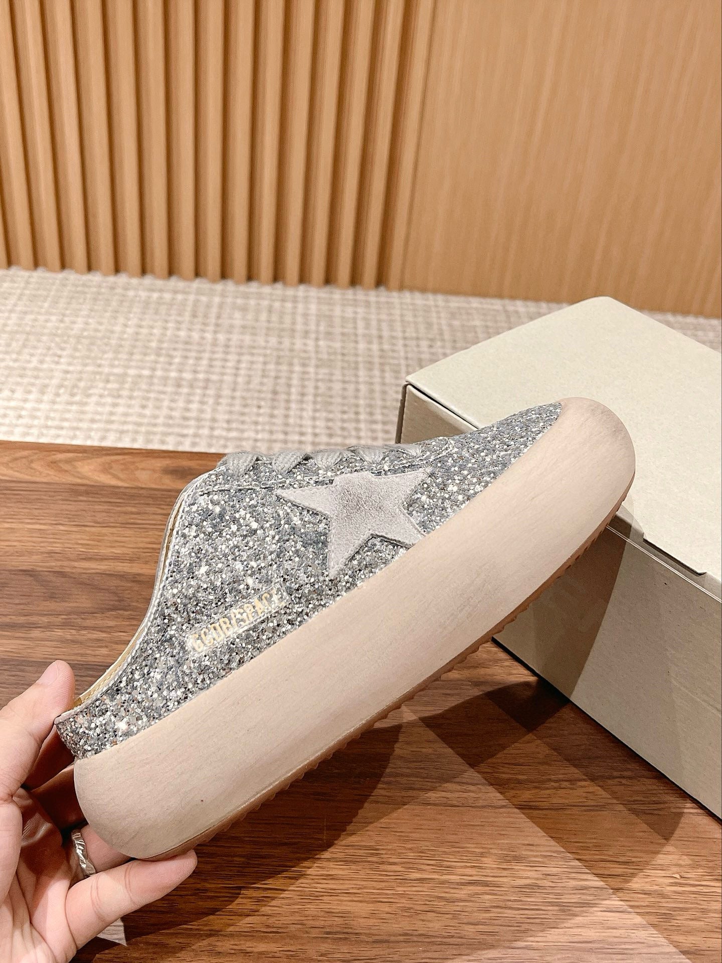 Golden Goose Sneaker