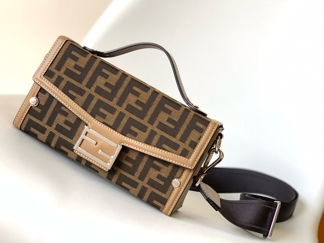 BAGUETTE SUAVE FENDI BAGUETTE 21.5*6.5*13