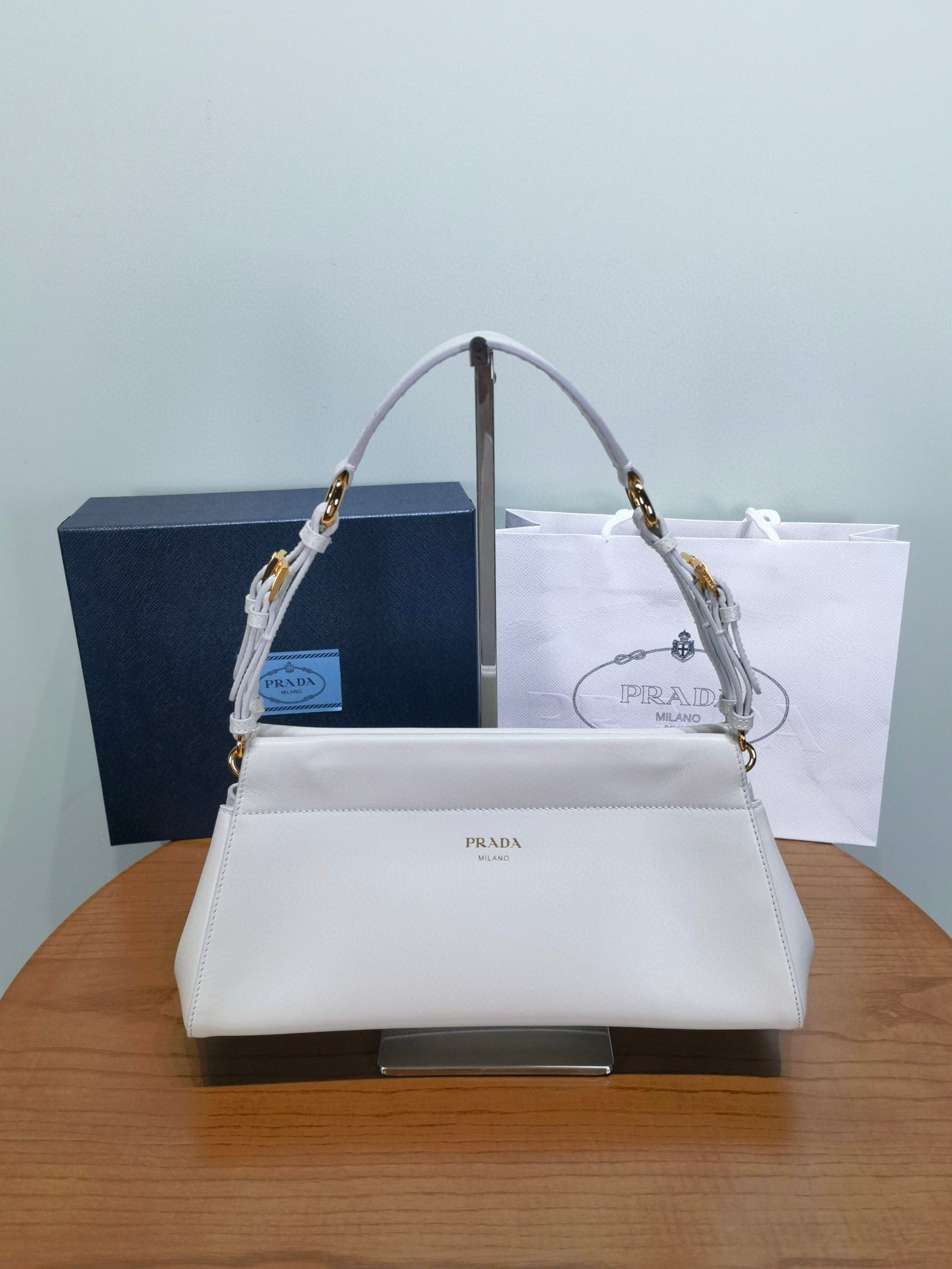 PD Enchaine Shoulder Bag