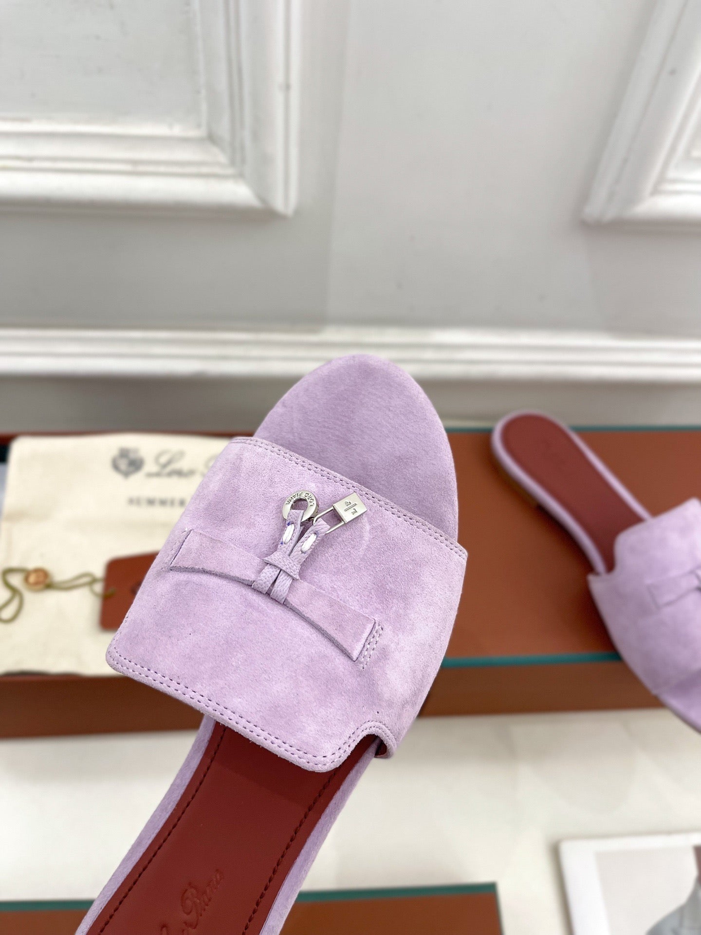 LP Sandals