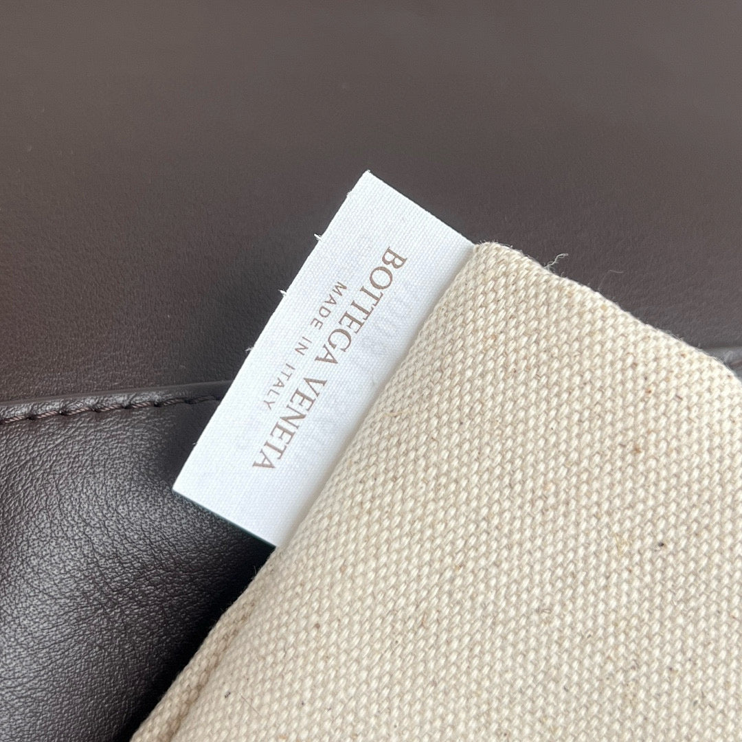 Bv Cross Body Bag 29x20x13CM