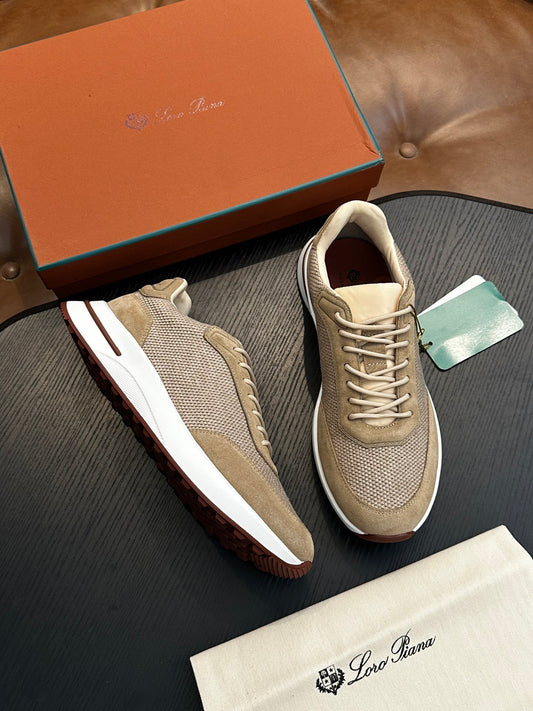LP Sneakers