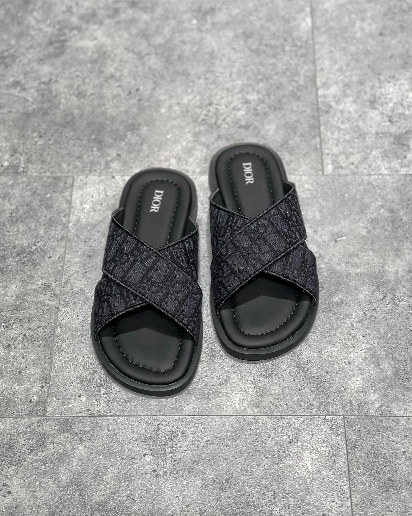 CD SANDALS