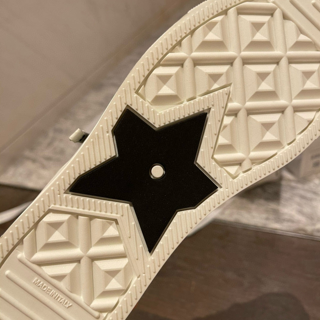 Dior Sneakers