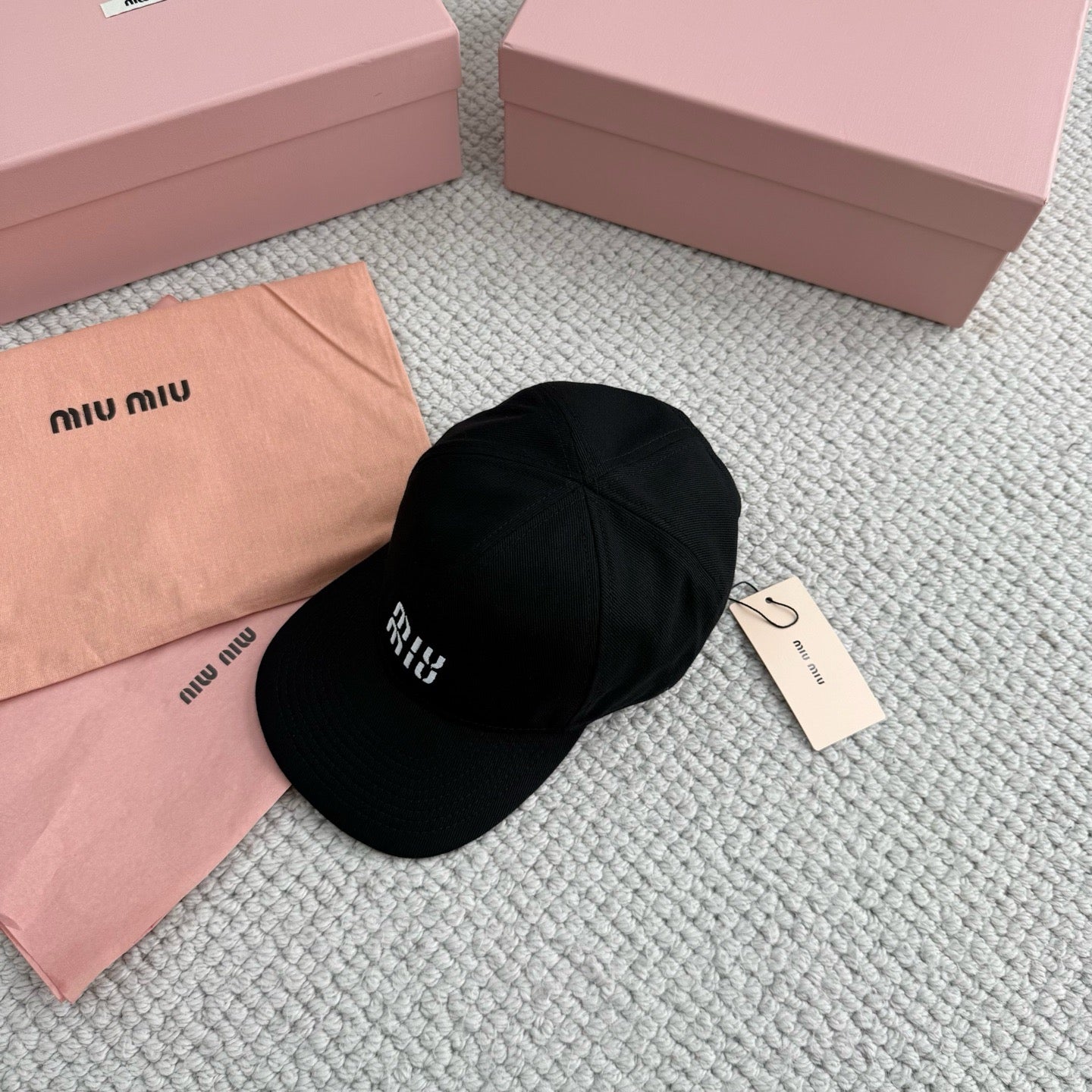 Miu Miu Caps