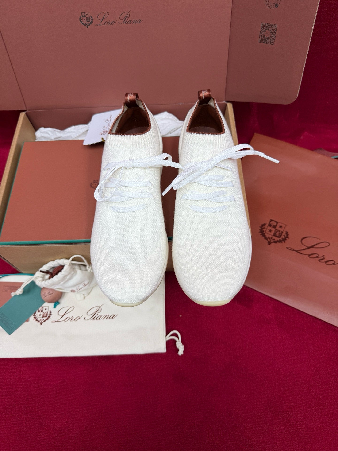 Loro Piana 360 Flexy Walk Sneakers